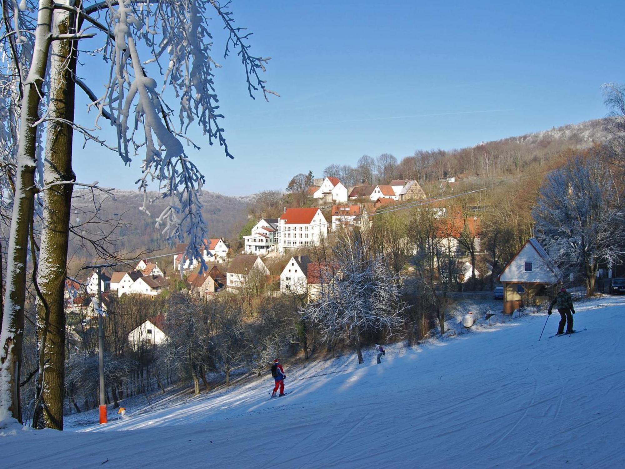 Berggasthof Hotel Igelwirt Schnaittach Exterior photo